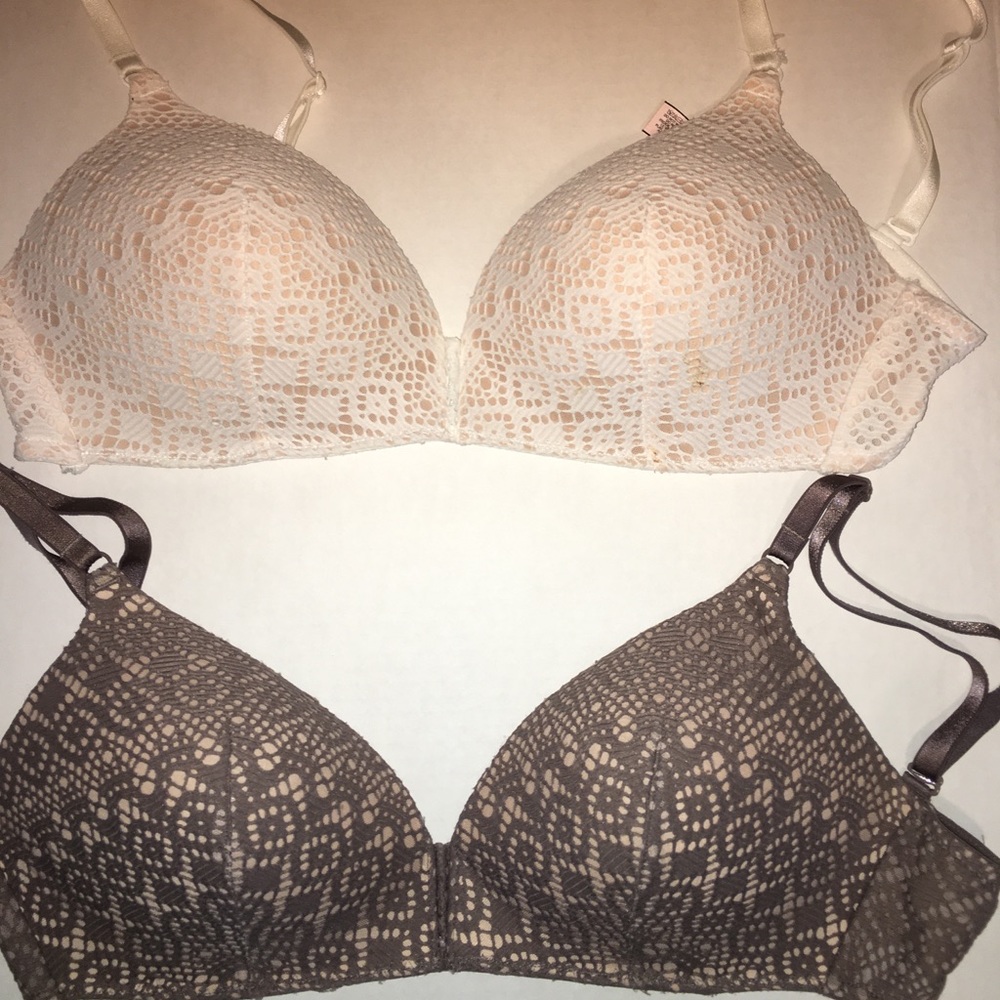 36D Victoria’s Secret bra